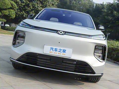 2025�� 215�콢PLUS