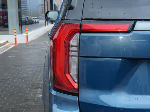 2025�� 2.7T �������۷��