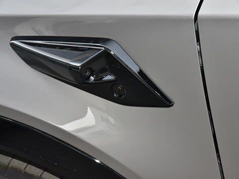 2025�� 630 MAX���а�