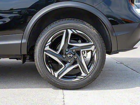 2025�� �Ŀ� ���� 2.0L CVT XV+���Ȱ�