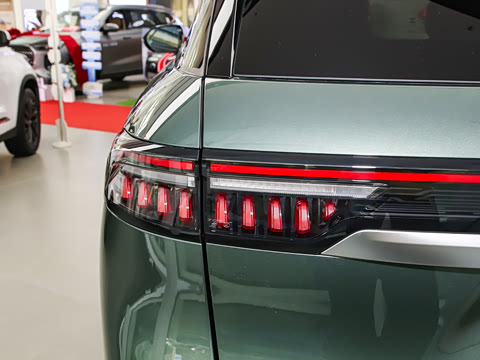 2025�� 1.5T 106KM������ 5�� �������