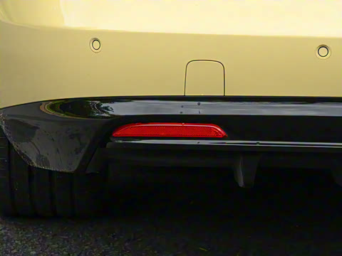 2025�� 75kWh Touring