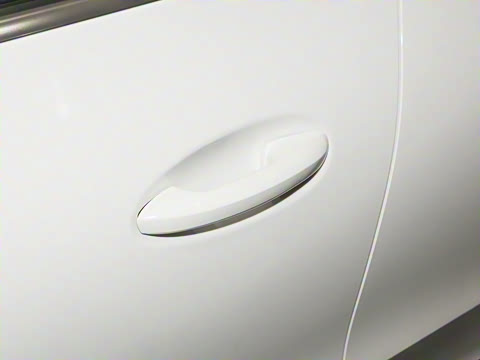 2025�� �Ŀ� GLC 260 L 4MATIC ������