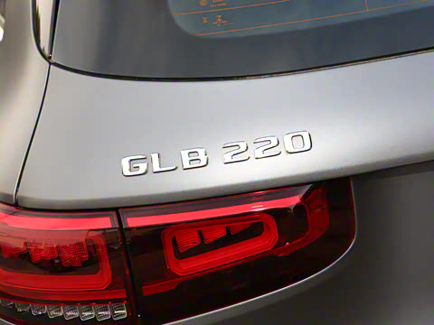 2023�� GLB 220 ʱ����