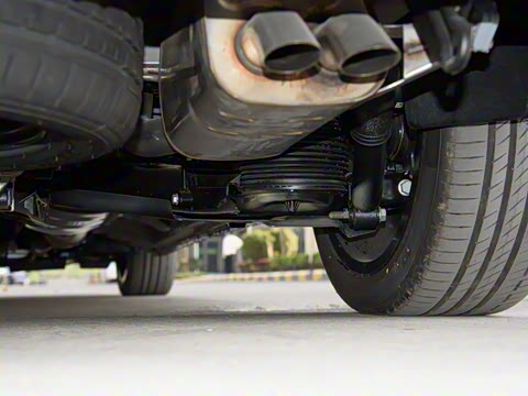 2024�� V 300 L ����������