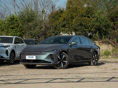 2025�� �������̰� 140��Ӣ��