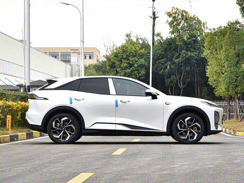 2025�� 520Max ��ΪǬ���Ǽ�ADS SE�����