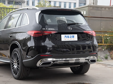 2025�� �Ŀ� GLC 300 L 4MATIC ������ 7��