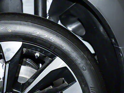 2023�� 2.5L ���а�