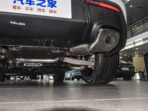 2025�� Macan 2.0T ���ΰ�