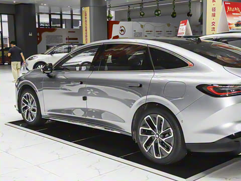 2025�� ���� 600km������