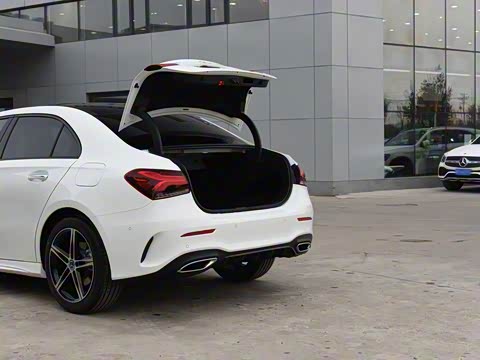 2020�� A 220 L 4MATIC �˶��γ�