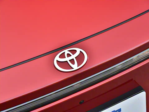 2025�� 550 PRO���а�