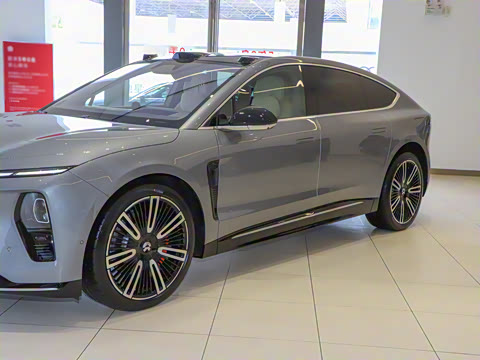 2025�� 102kWh ǩ����