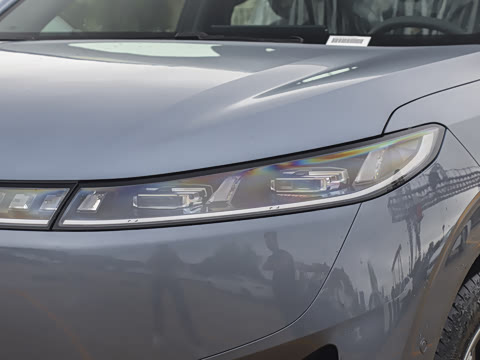 2025�� 210Ultra���Ȱ� 6��