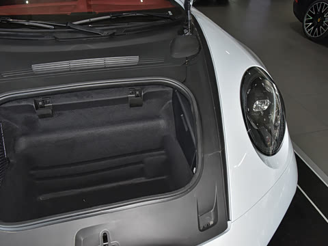 2025�� Carrera 3.0T