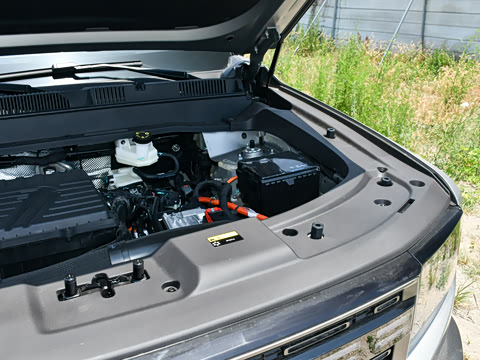 2025�� 220km ����������