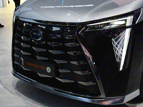 2025�� Ǭ��ϵ�� Ultra ͷ�Ȳ�