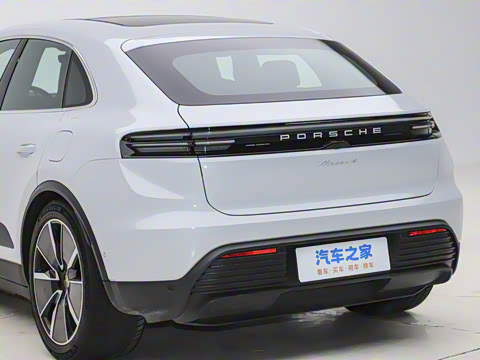 2024�� Macan 4