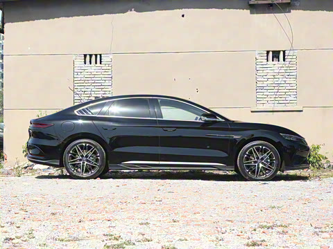 2025�� EV �Ǽݰ� 605KM�캽��