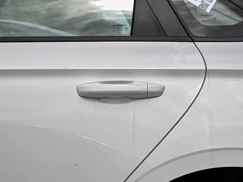 2026�� ��4�� 400������ 1.5L �ֶ���Խ��