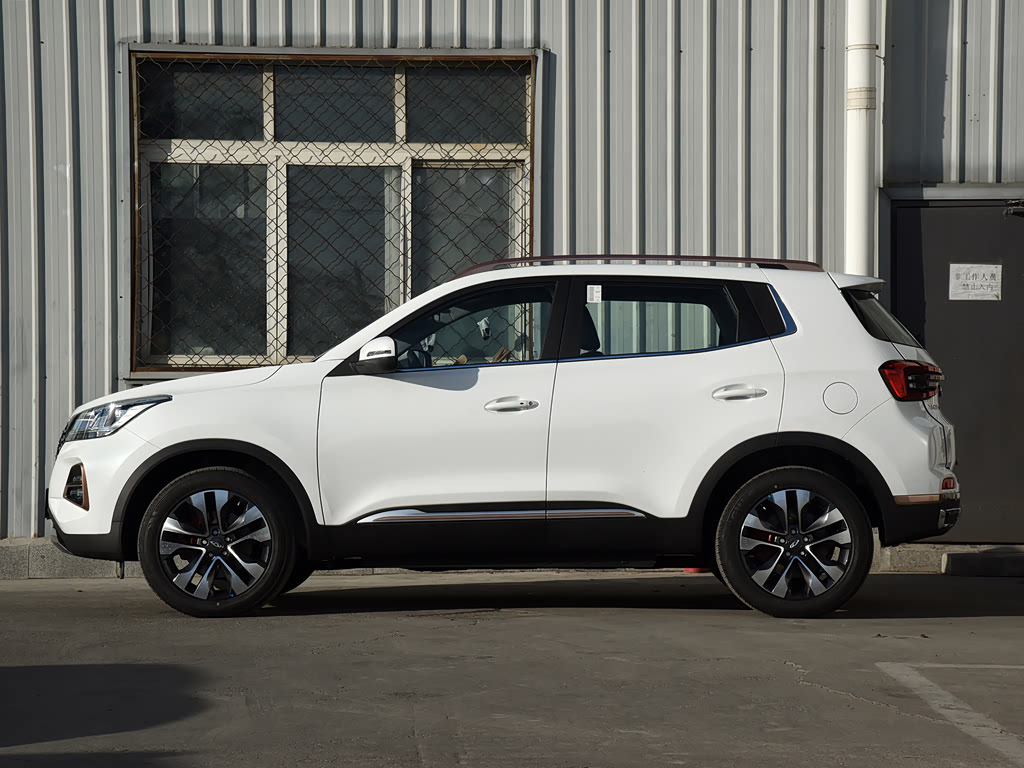 Chery Tiggo E II, Внедорожник 5 дв.: фото поколения