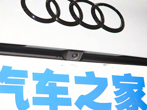 2022�� V10 Coupe performance