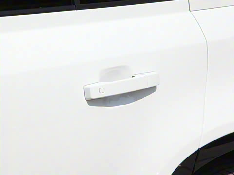 2023�� 110 3.0T P400 X-DYNAMIC HSE