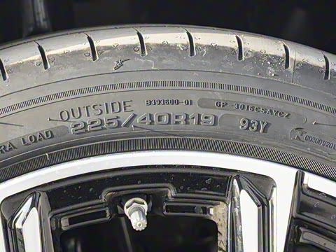 2025�� 225L M�˶���ҹ��װ