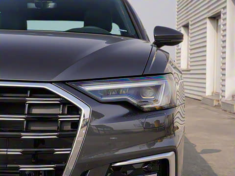 2025�� 45 TFSI quattro ��ѡ������