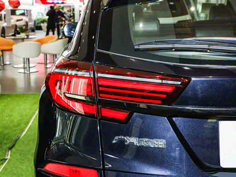 2023�� 370TURBO ������ҹ�����