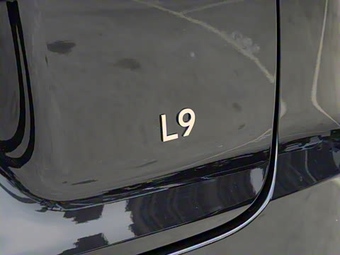 2025�� Ultra ���ܻ��°�