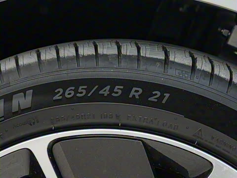 2025�� Ultra ���ܻ��°�