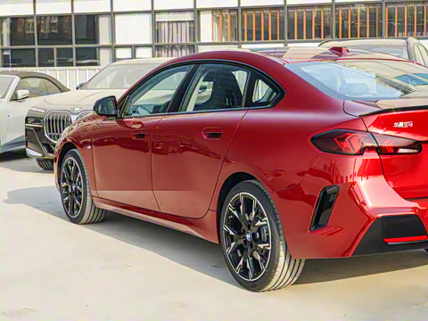 2025�� 225L M�˶���ҹ��װ