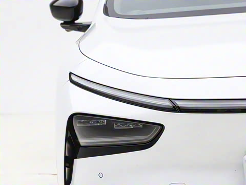 2025�� 702 �������� Max