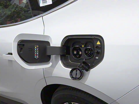 2025�� 130km EM-i ����