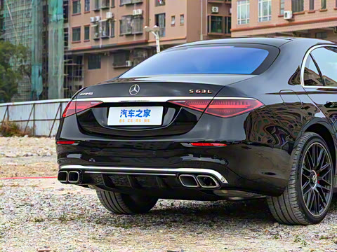 2025�� AMG S 63 L E Performance