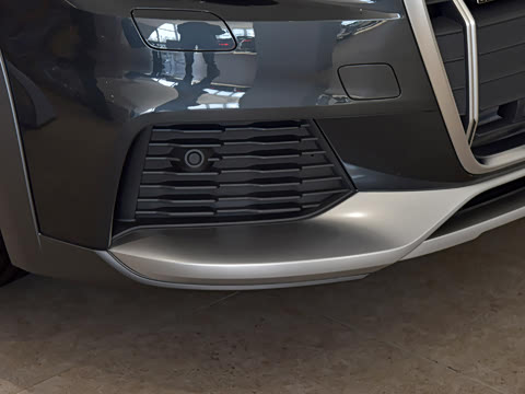 2025�� allroad quattro ̽���� 55 TFSI ����ԽҰ��