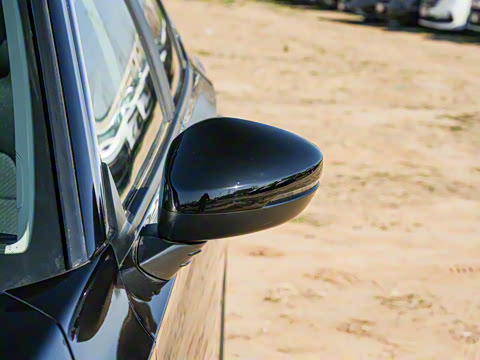 2025�� 240TURBO CVT�Ƽ���