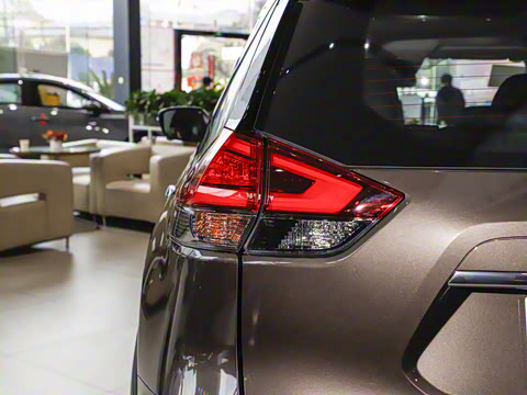 2023�� ���� 2.0L ��������������