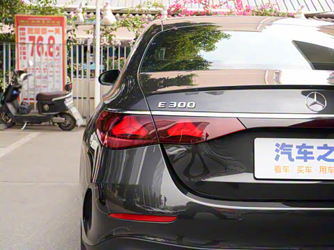 2025�� �Ŀ� E 300 ʱ�����˶���