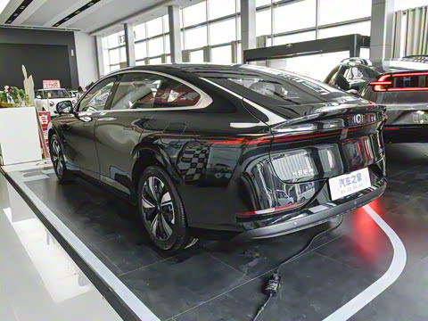 2025�� �������̰� 140��Ӣ��