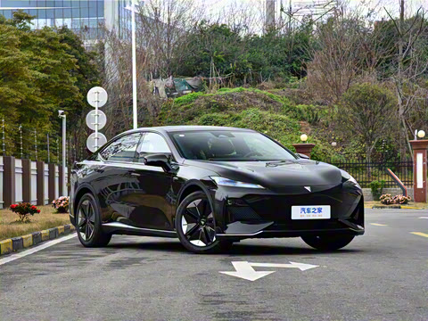 2025�� ���羫Ӣ��