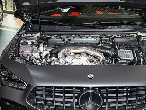 2025�� AMG CLA 35 4MATIC