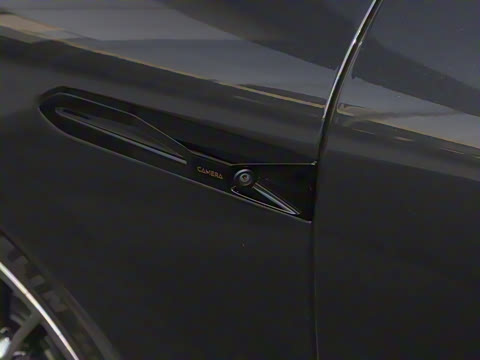 2025�� 700 Ultra�������������״��