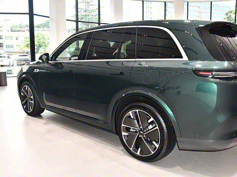 2025�� Pro ���ܻ��°�