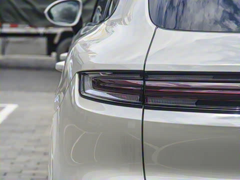 2025�� Cayenne 3.0T ���ΰ�