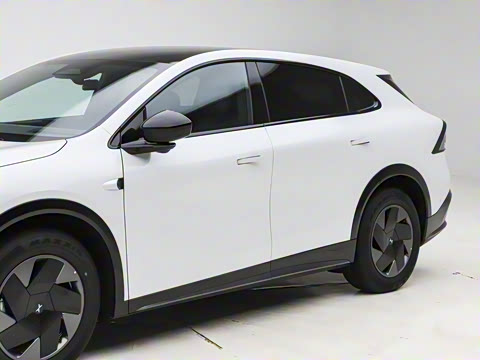 2025�� 702 �������� Max