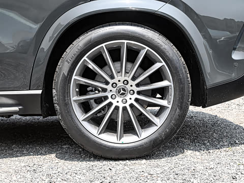 2025�� �Ŀ� GLE 450 4MATIC ������