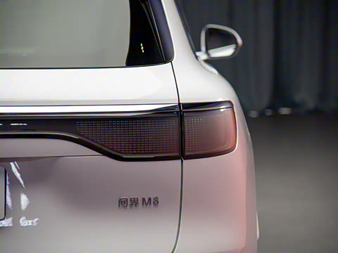 2025�� ���� Ultra�� 53.4kWh 6����